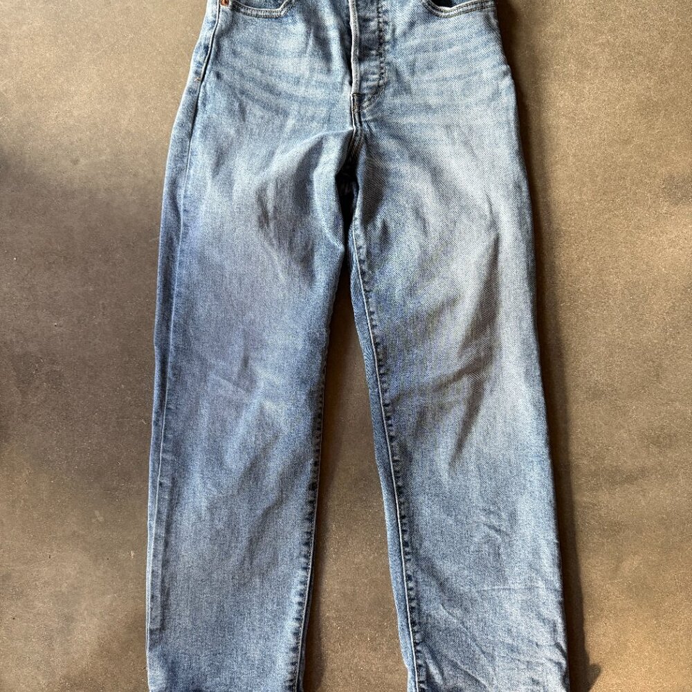 Levi's Ribcage Straight Jeans - Picture 7 of 8